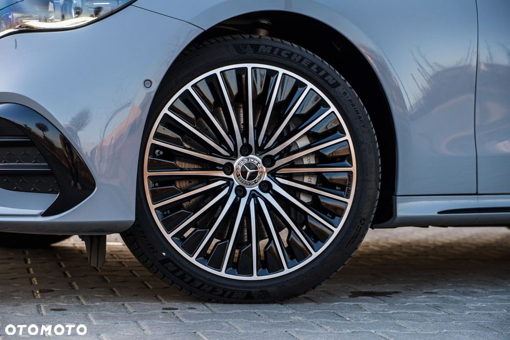 Mercedes-Benz Klasa E - 4