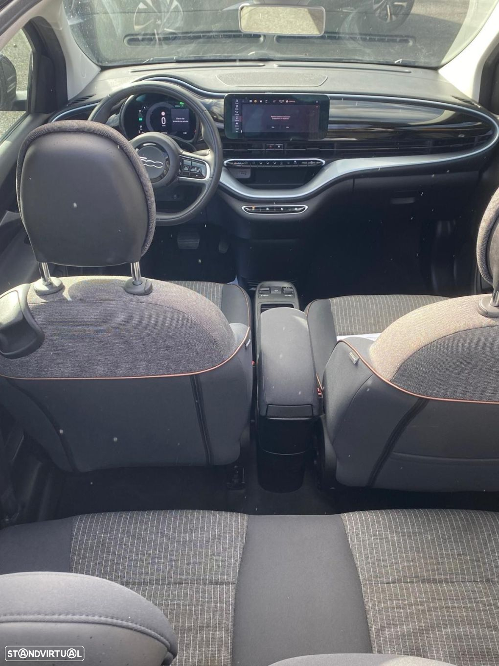 Fiat 500e C - 9