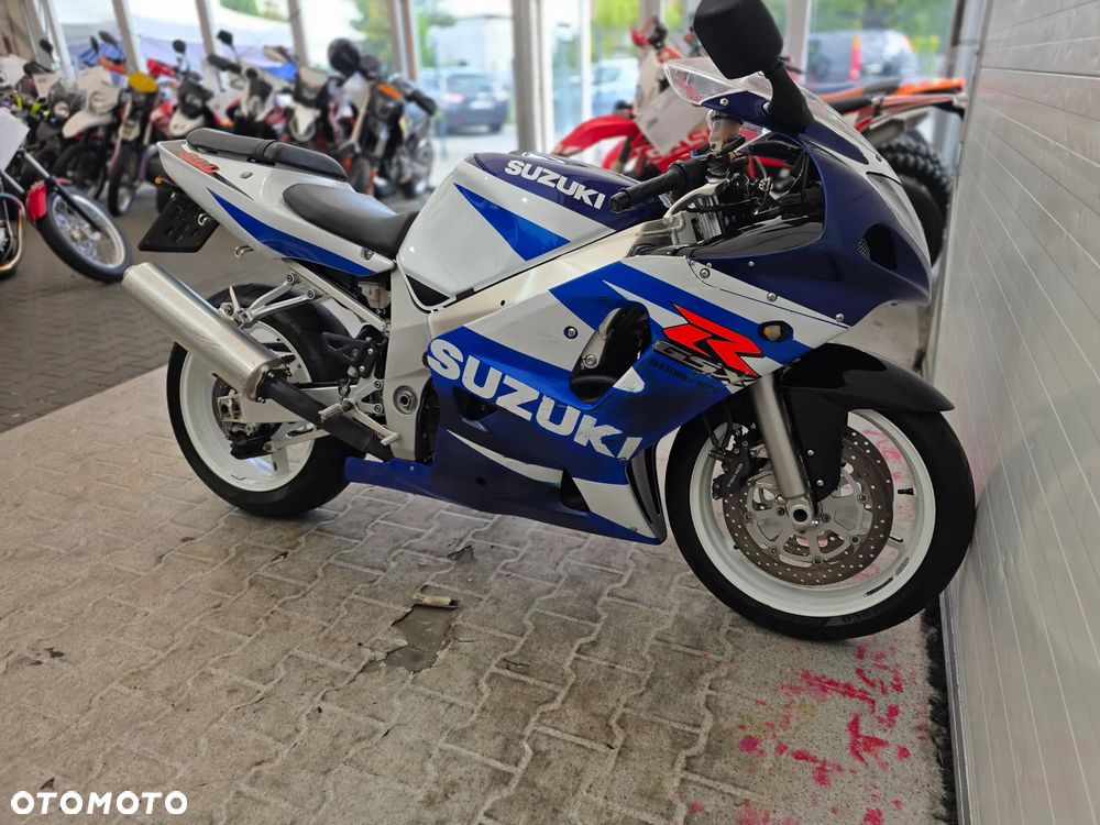 Suzuki GSX-R - 22