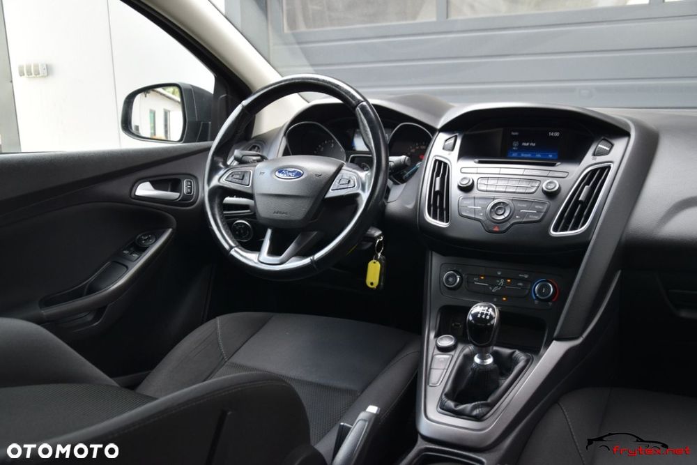 Ford Focus - 21