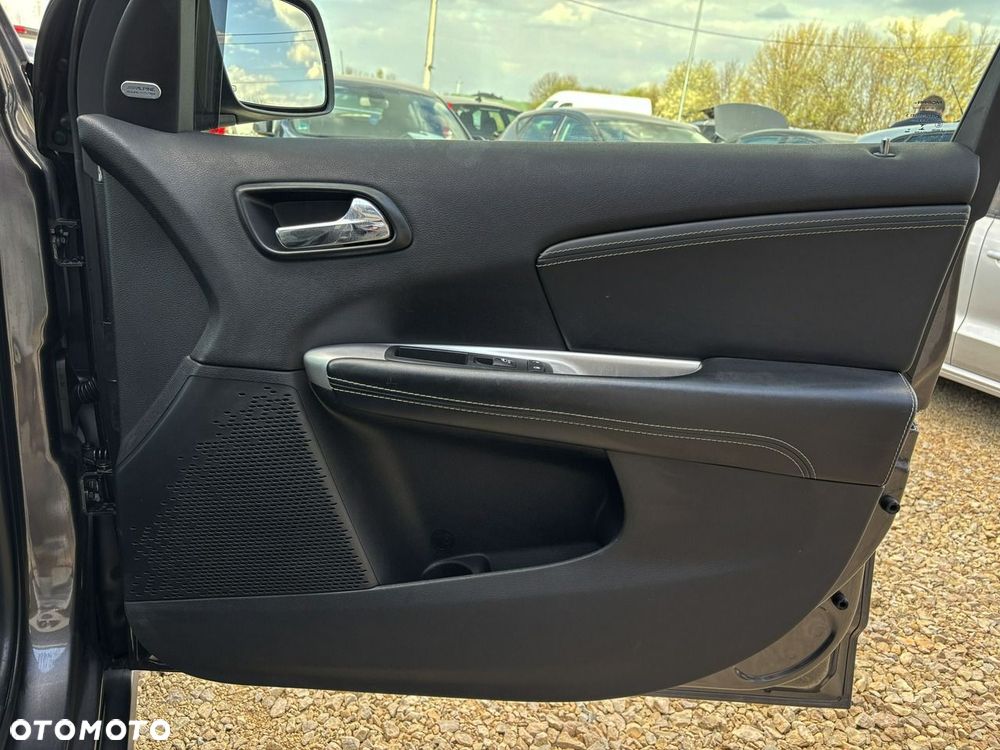 Fiat Freemont 2.0 Multijet Lounge AWD - 28