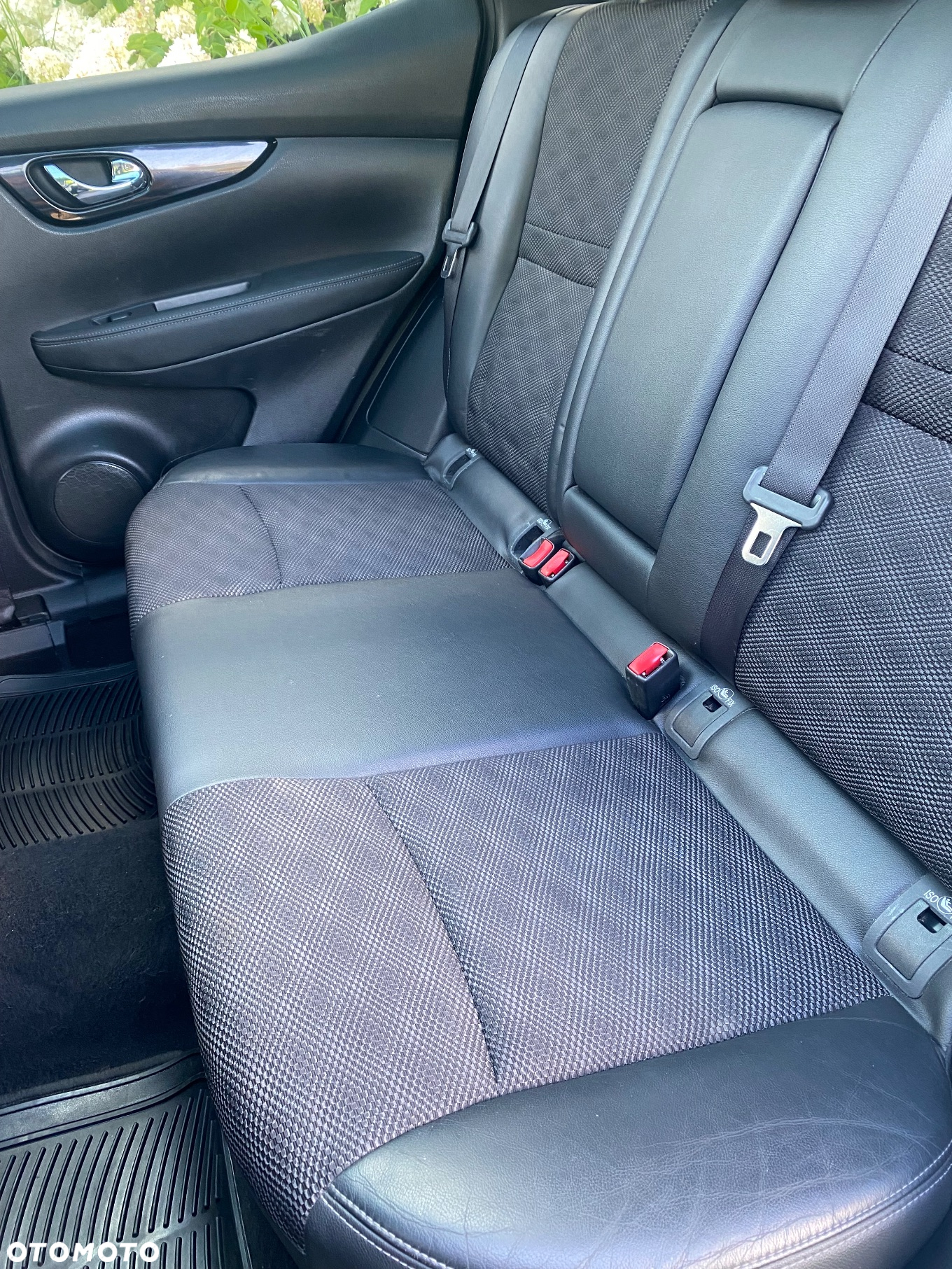 Nissan Qashqai 1.6 DCi 4x4 Tekna - 25