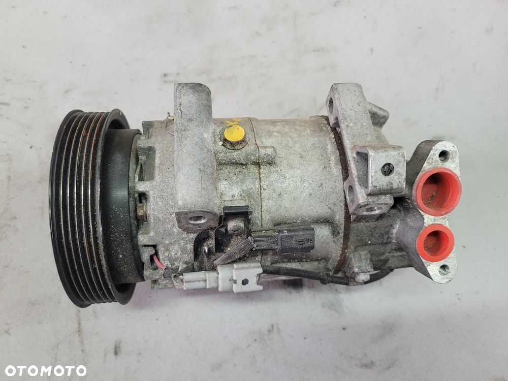Sprężarka pompa klimatyzacji Renault CLIO IV Captur 1.5 DCI 926002352R - 1