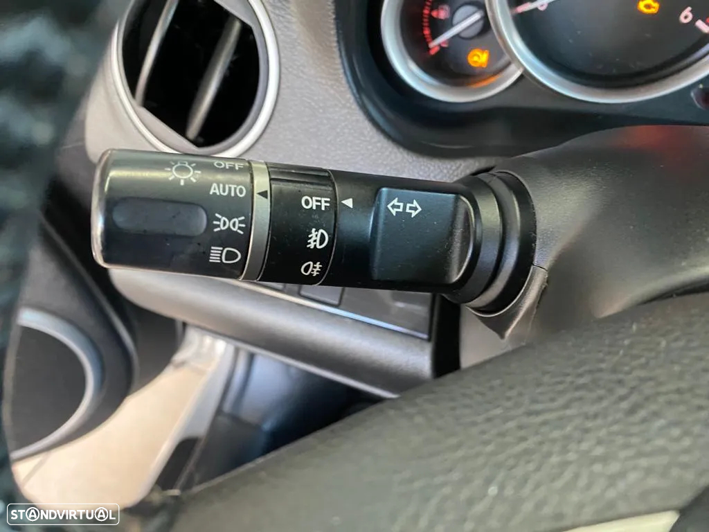 Mazda 6 MZR-CD 2.0 Sport - 28