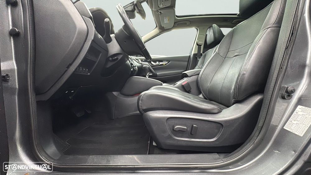 Nissan Qashqai 1.5 dCi TEKNA - 10