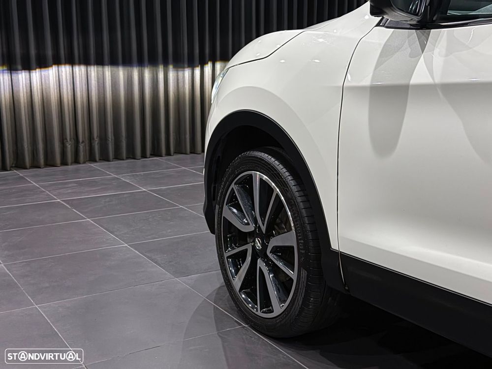 Nissan Qashqai - 14