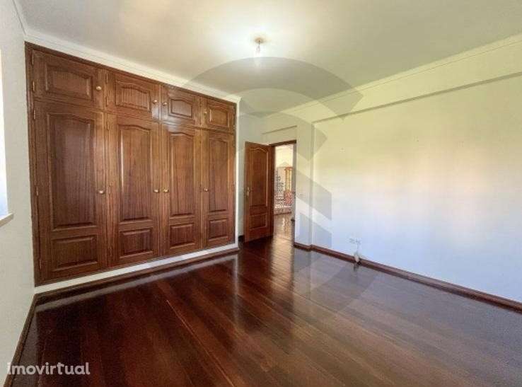 Moradia t4+1 - Grande imagem: 5/27