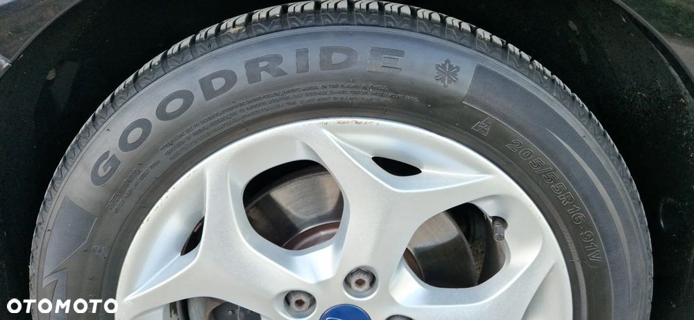 Ford Grand C-MAX - 10