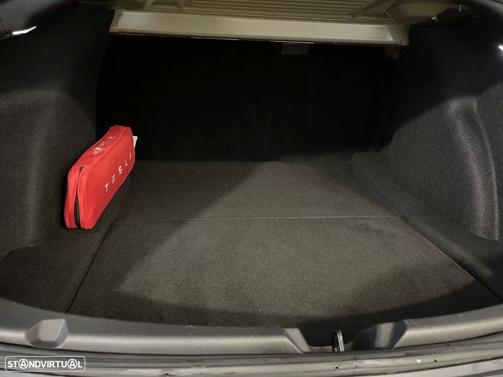 Tesla Model 3 Tração Traseira - 42