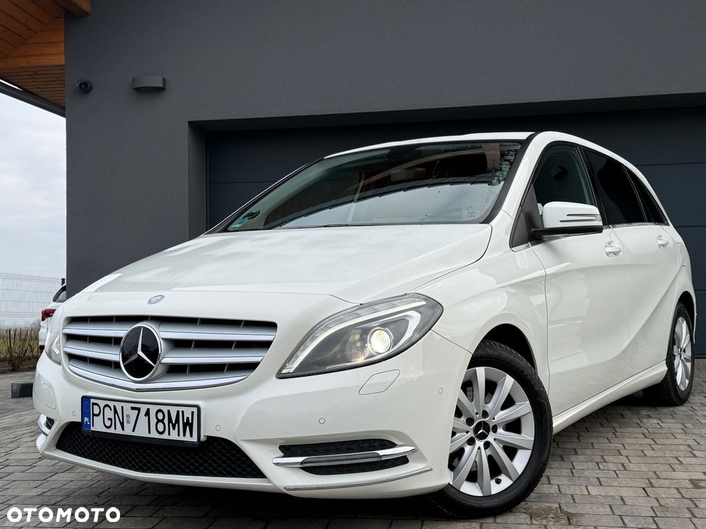 Mercedes-Benz Klasa B 200 7G-DCT Edition - 4