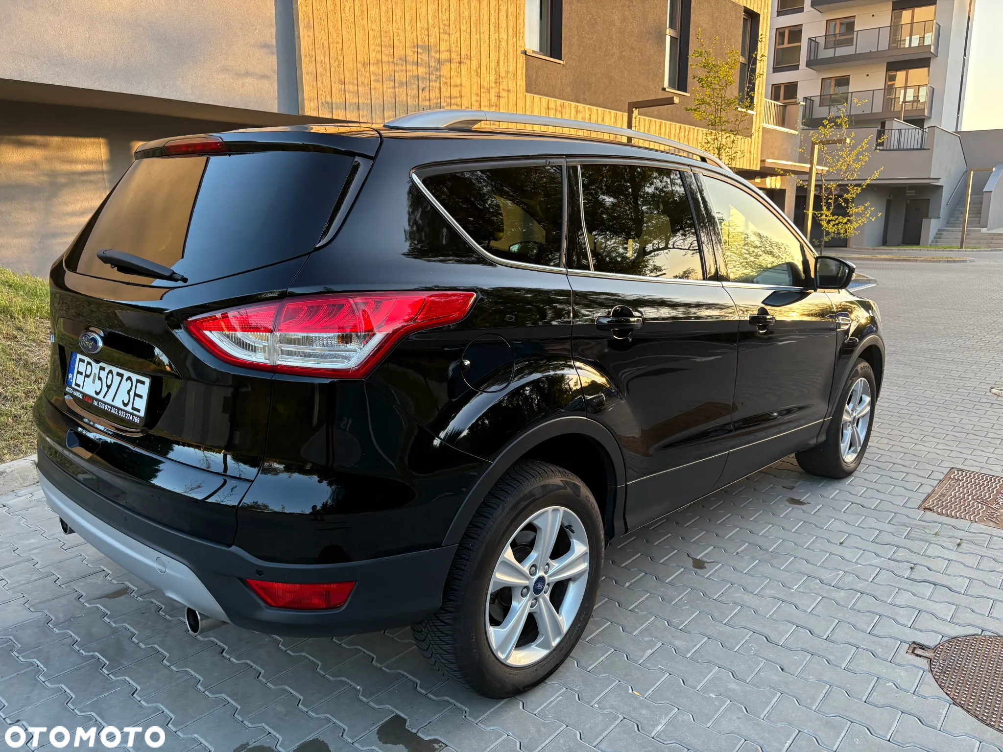 Ford Kuga 2.0 TDCi 4x4 Titanium - 6