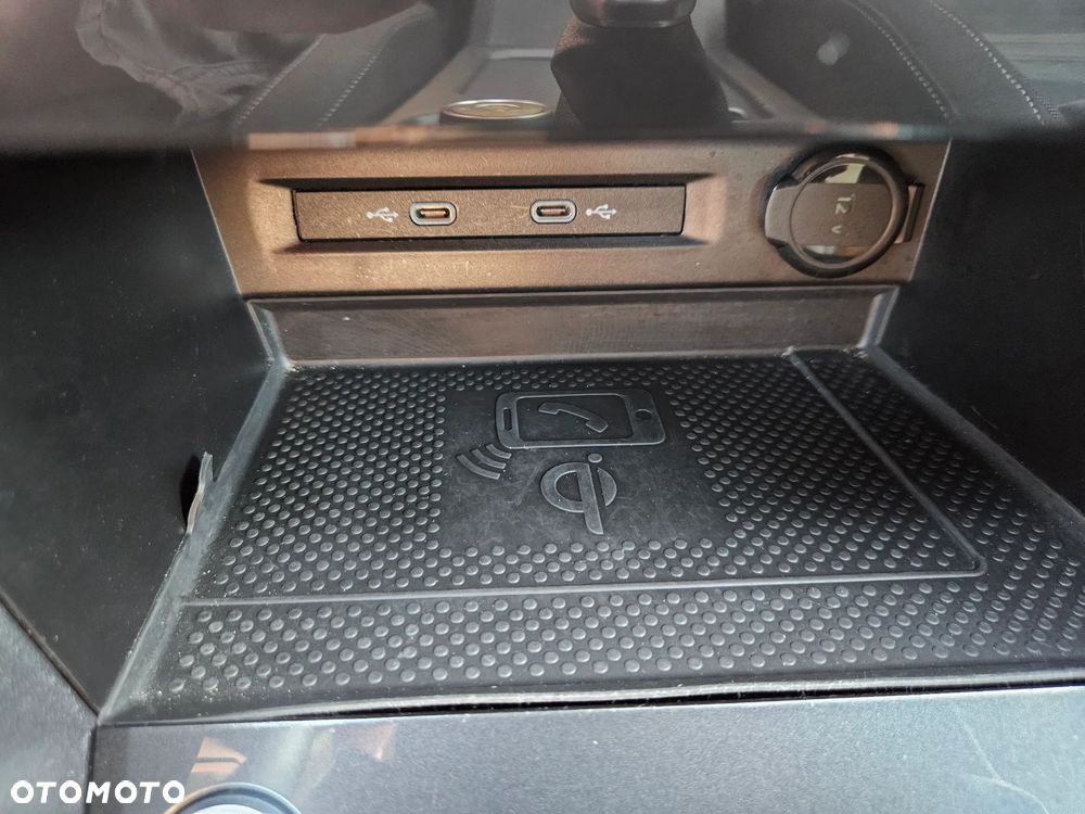 Volkswagen Tiguan 2.0 TDI SCR 4Mot Elegance DSG - 22
