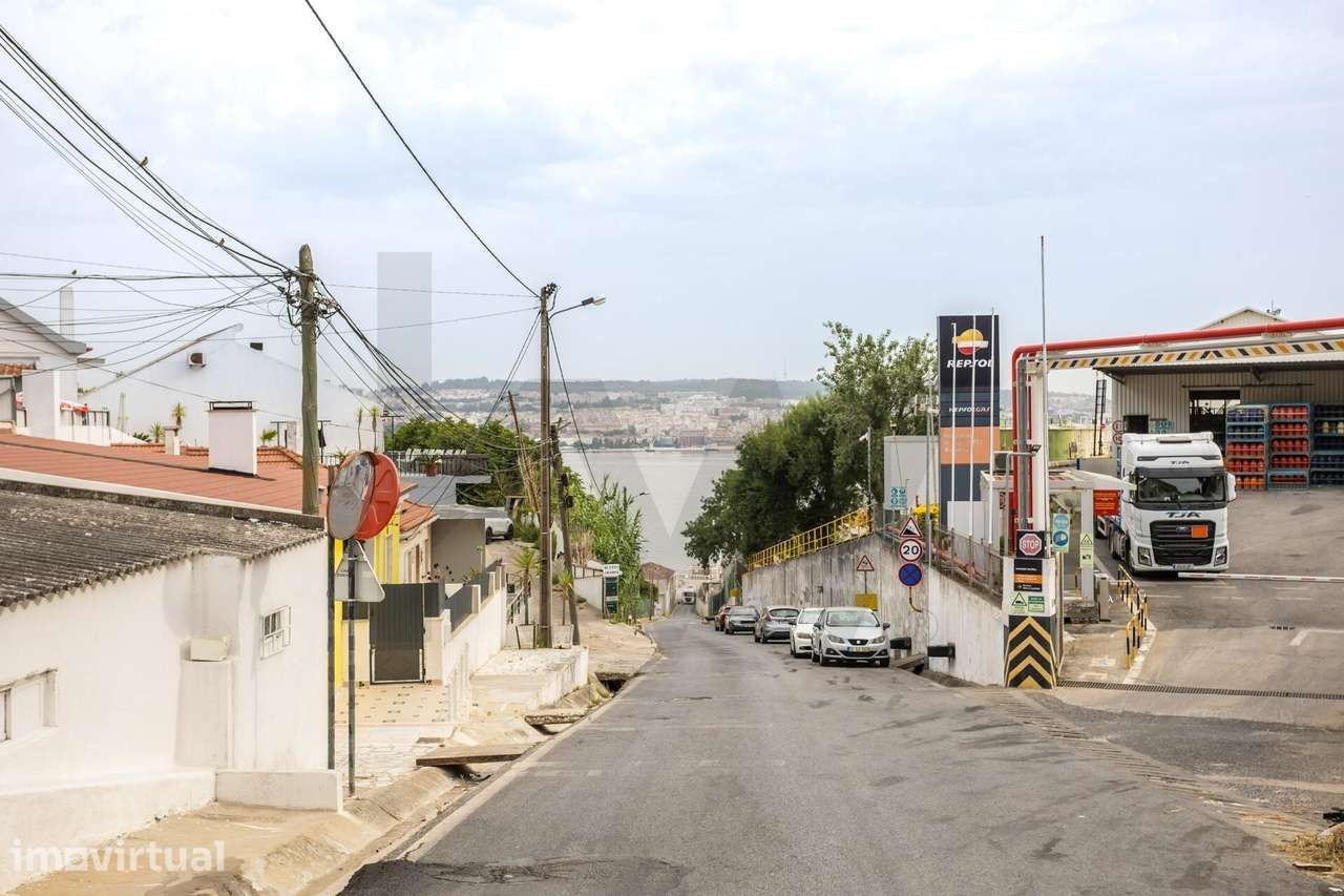 T2 com Vista Deslumbrante para o Rio Tejo – Excelente Oportunidade de - Grande imagem: 3/35