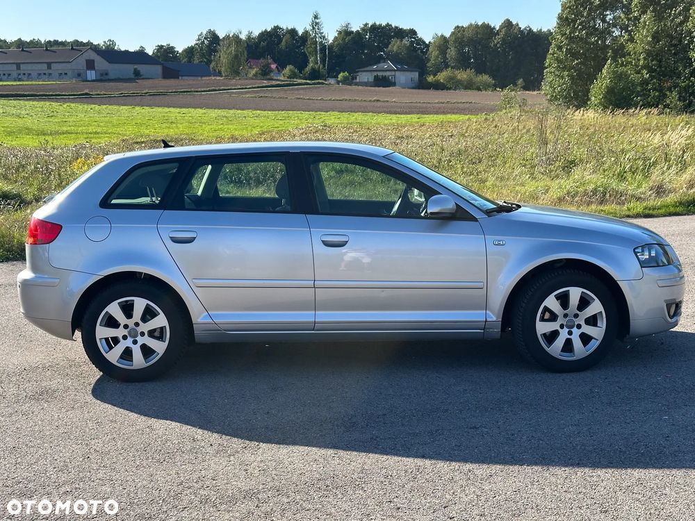 Audi A3 Sportback - 8