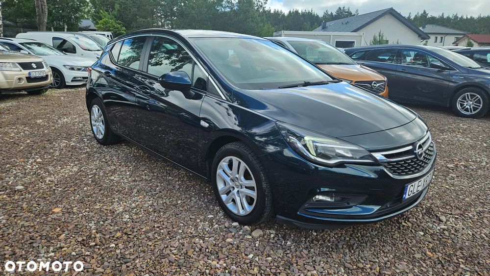 Opel Astra 1.6 D (CDTI) Dynamic - 2