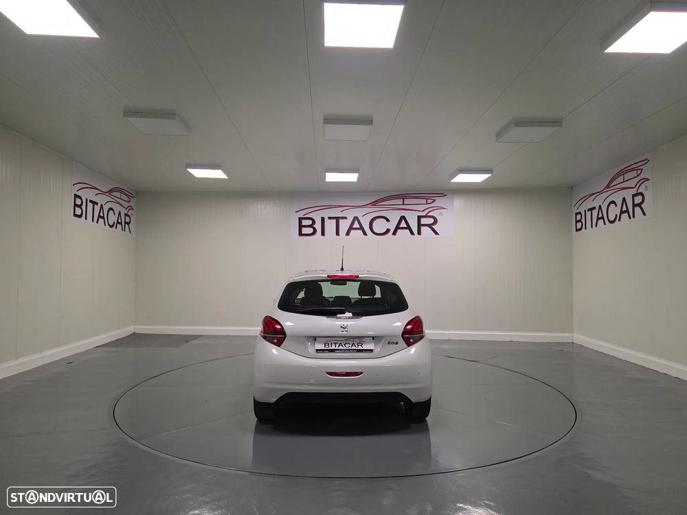 Peugeot 208 1.6 BlueHDi Allure - 13