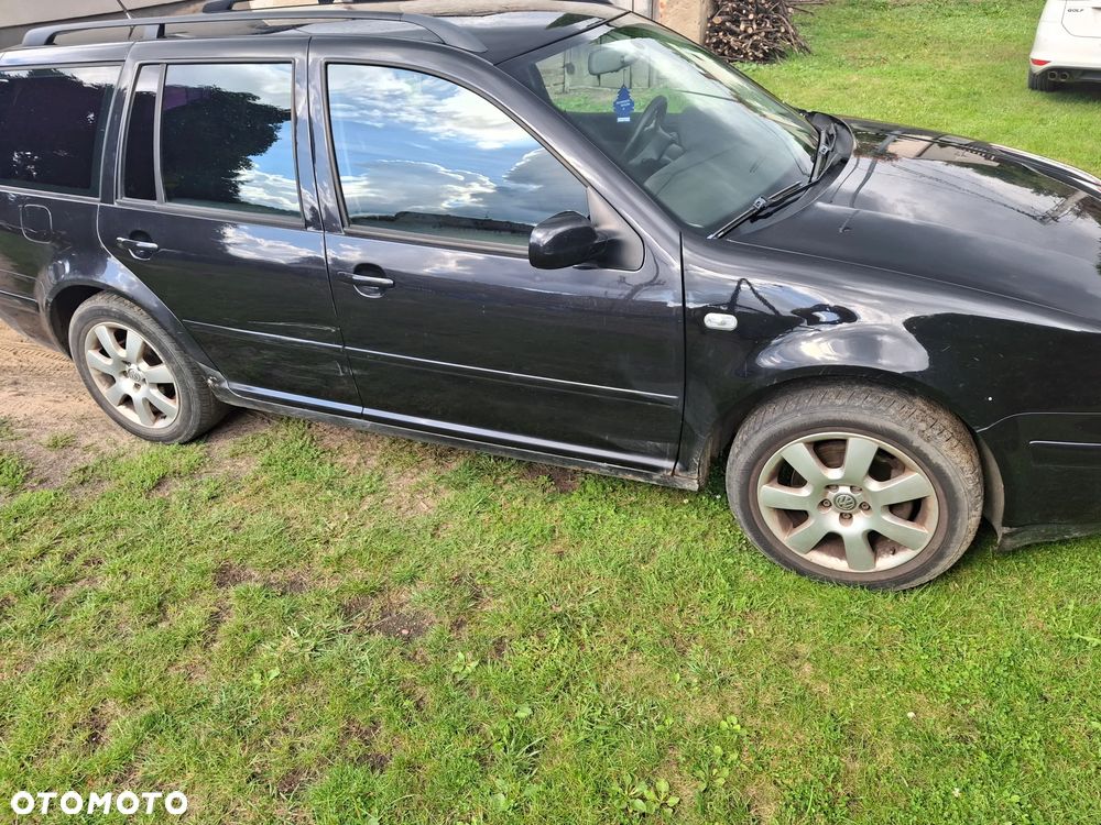 Volkswagen Golf - 4