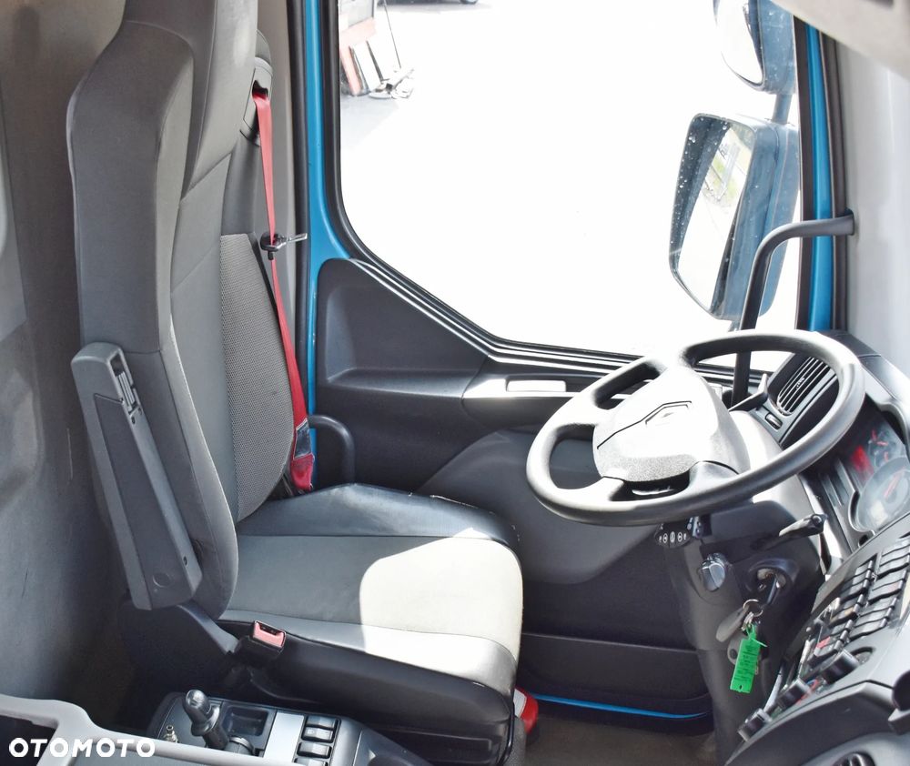 Renault Renault C 320 * SKRZYNIA 6,80 m * PK 12002 EH A + PILOT * STAN BDB - 12