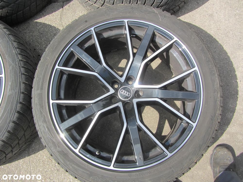AUDI komplet felg z oponami Audi-Sport 4M8601025CQ 10J,22'' ET21 - 4
