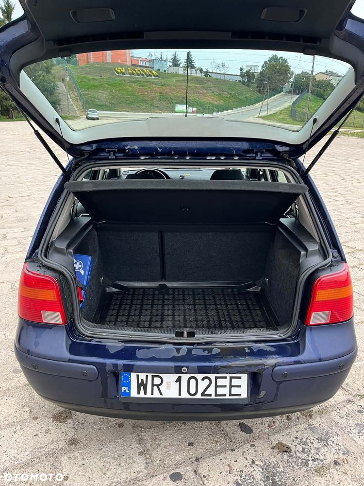 Volkswagen Golf 1.9 TDI Q - 5