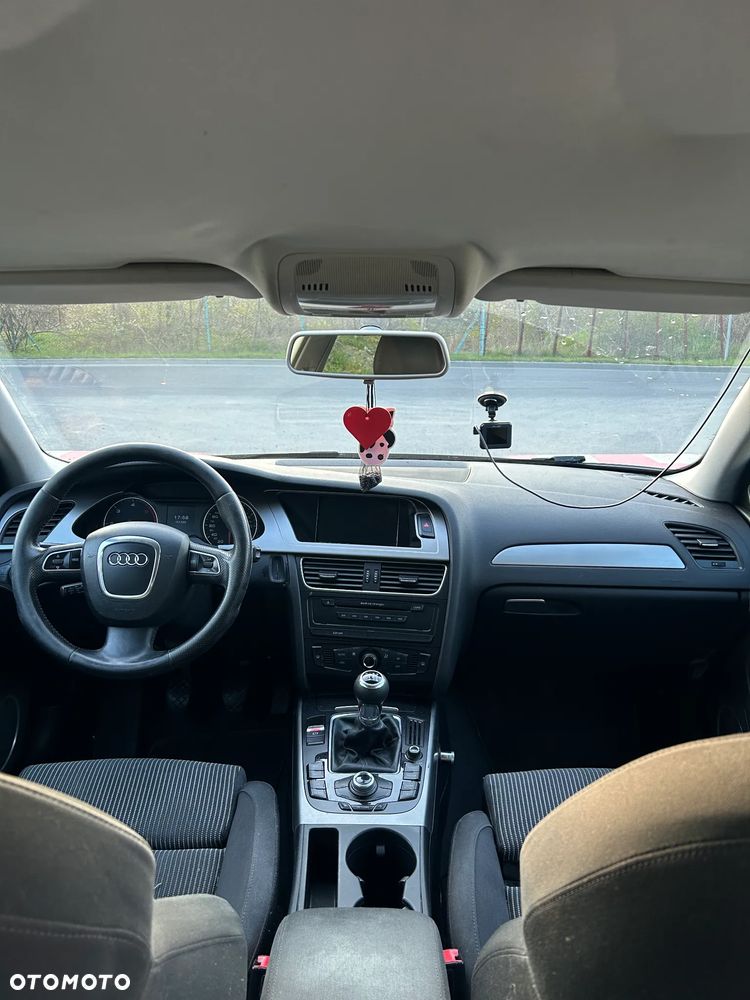 Audi A4 Limousine 2.0 TDI - 15