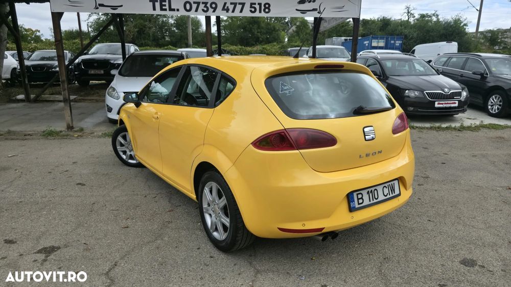 Seat Leon 2.0 TDI Style - 4