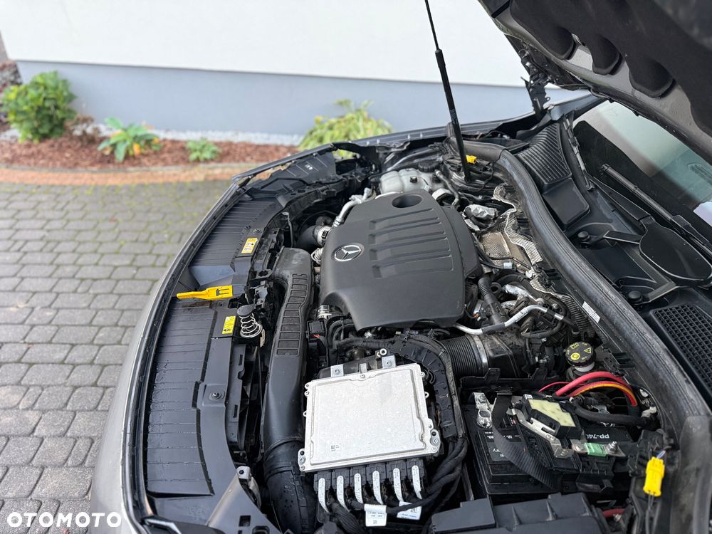 Mercedes-Benz GLA - 19