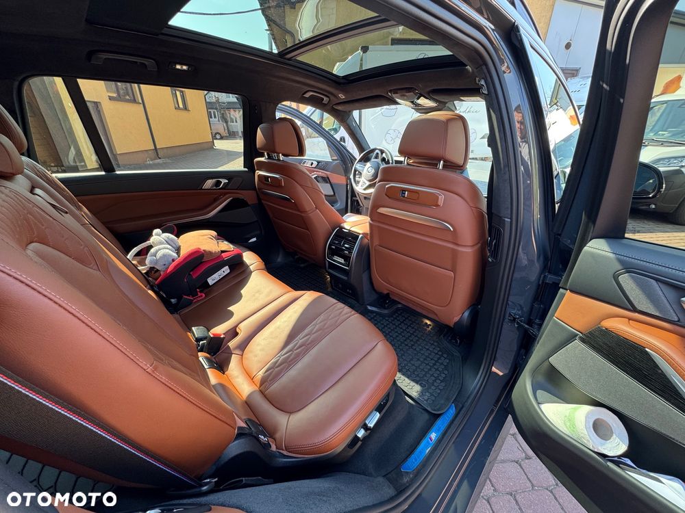 BMW X7 xDrive40i mHEV Individual Edition sport - 16