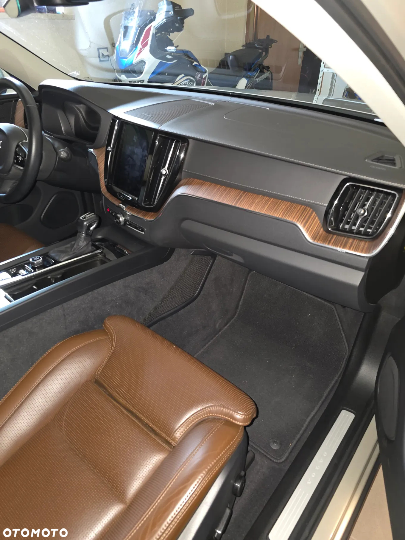 Volvo XC 60 T5 AWD Inscription - 38