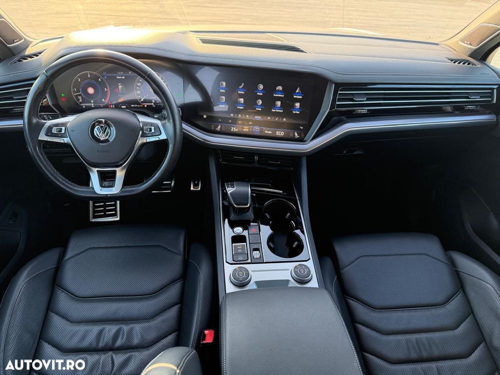 Volkswagen Touareg 3.0 V6 TDI SCR 4Motion Automatik R-Line - 9