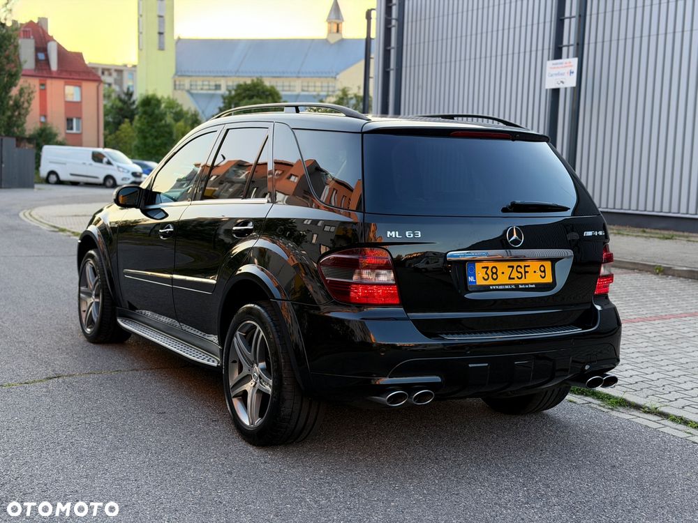 Mercedes-Benz ML 63 AMG 4Matic 7G-TRONIC - 20