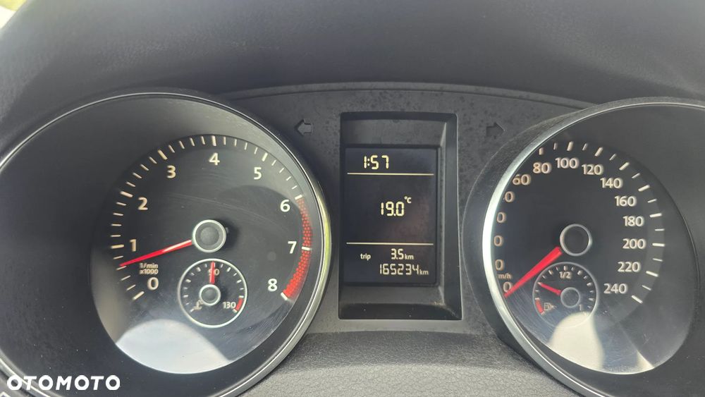 Volkswagen Golf 1.6 Team - 40