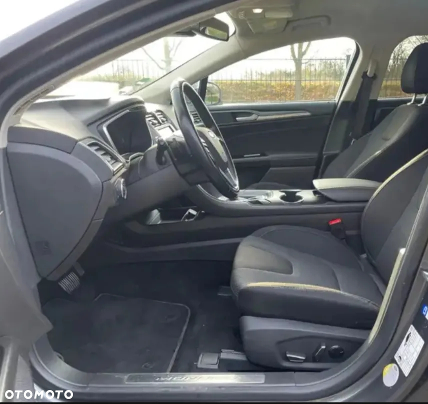 Ford Mondeo 2.0 TDCi Start-Stopp PowerShift-Aut Business Edition - 34