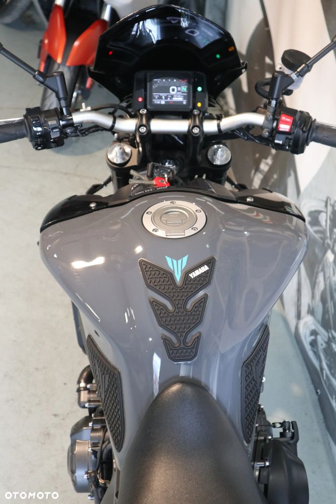 Yamaha MT - 11