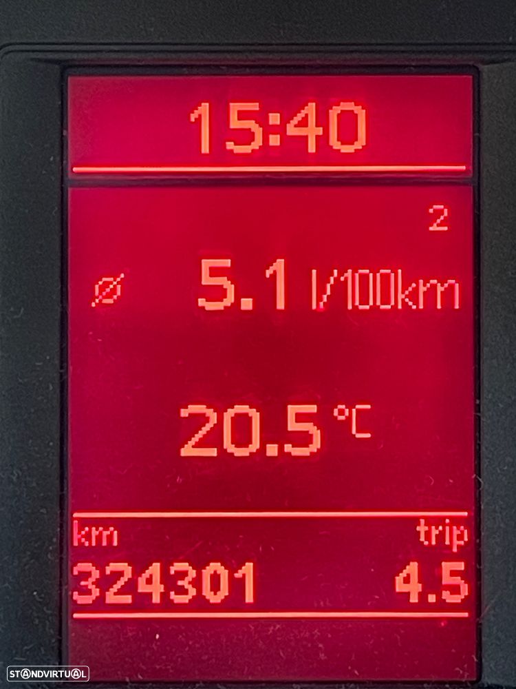 VW Golf 1.9 TDi BlueM. Confortline - 10