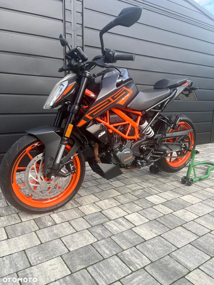 KTM Duke 125 - 22