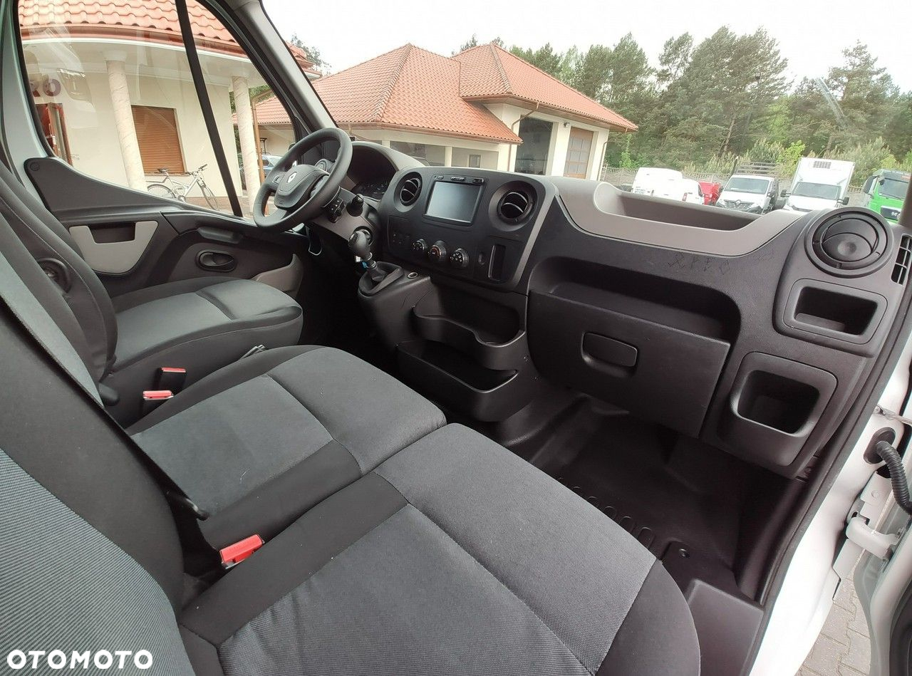 Renault Master - 30