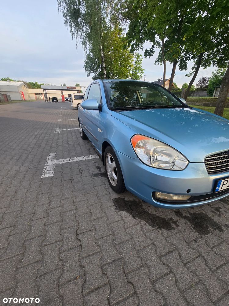 Hyundai Accent 1.4 Style - 11