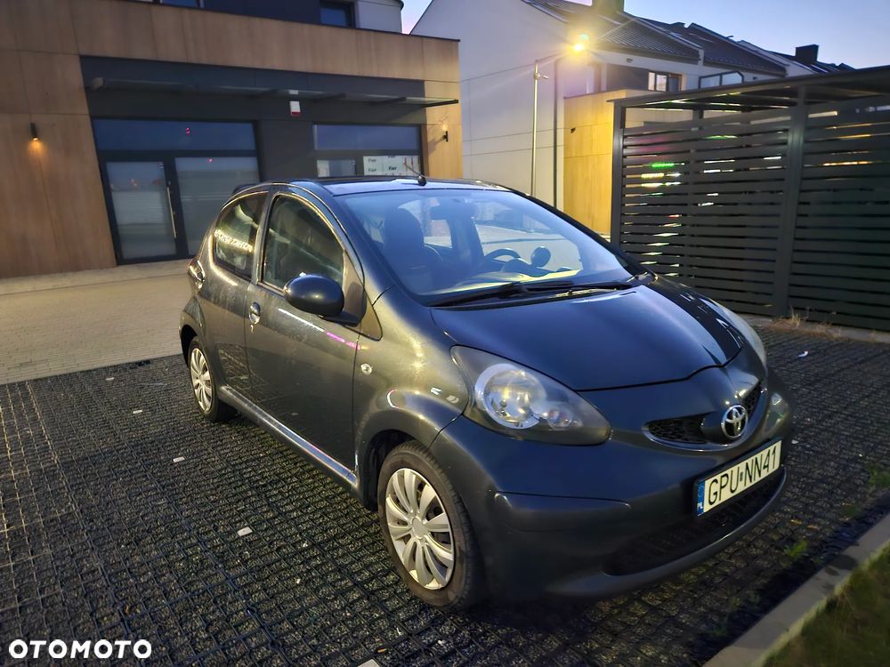 Toyota Aygo 1.0 VVT-i Terra - 2