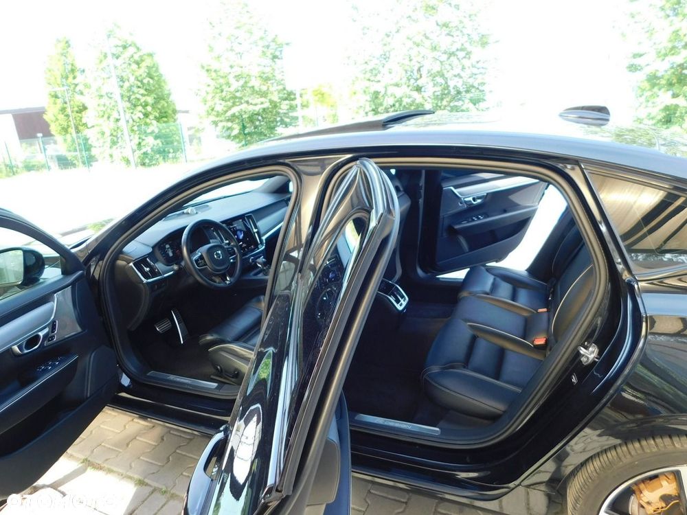 Volvo S90 - 16