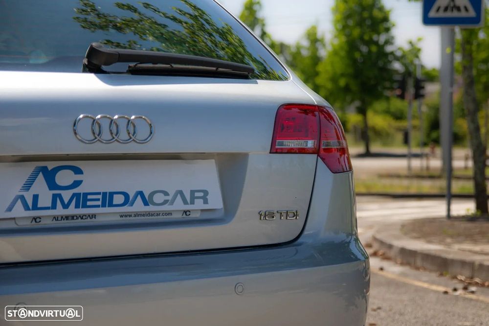 Audi A3 Sportback 1.6 TDI Attraction - 28