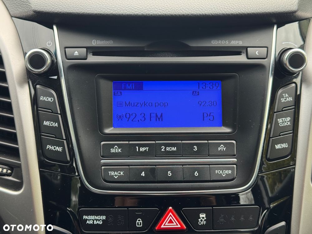 Hyundai i30 blue Kombi 1.6 GDi Style - 18