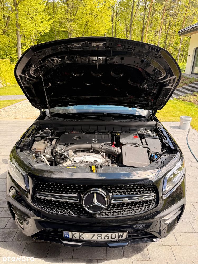 Mercedes-Benz GLB - 2