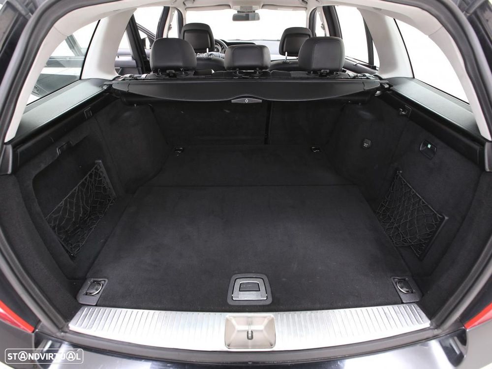 Mercedes-Benz C 220 - 13