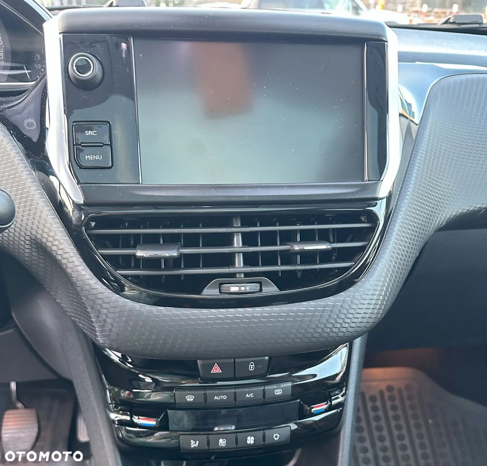 Peugeot 2008 1.2 Pure Tech GPF Crossway S&S - 7