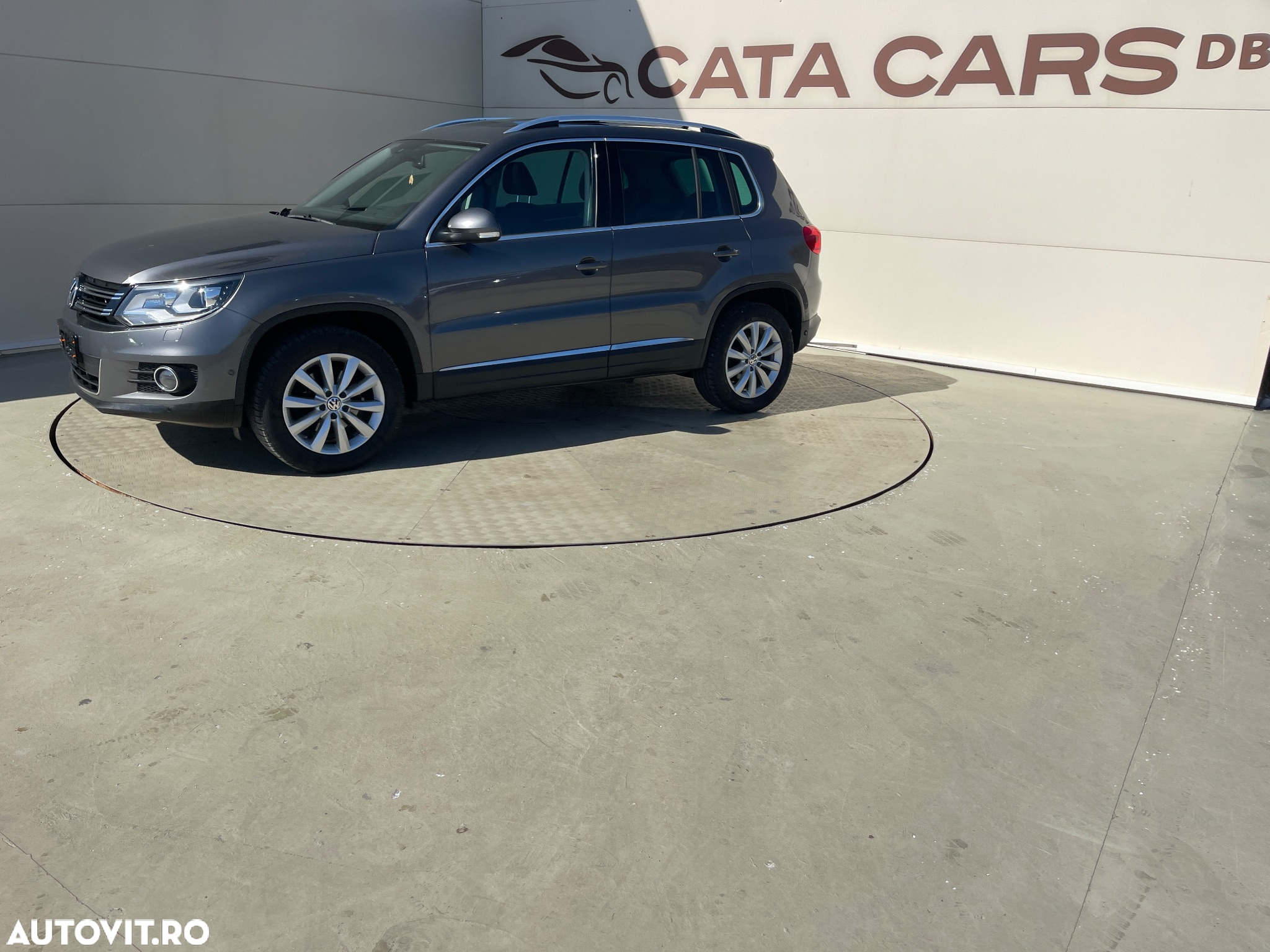 Volkswagen Tiguan 2.0 TDI DPF 4Motion BlueMotion Technology DSG Cup Sport & Style - 5