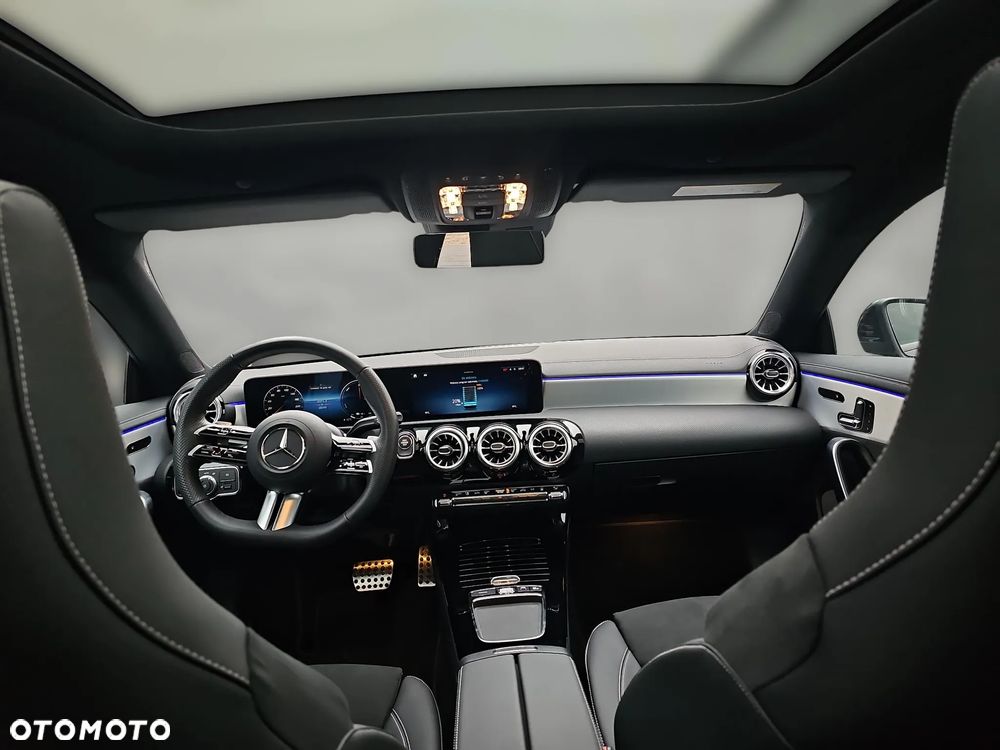 Mercedes-Benz CLA 250 e 8G-DCT AMG Line Advanced Plus - 15