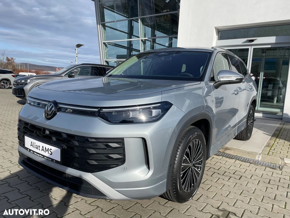 Volkswagen Tayron 1.5 TSI DSG PHEV Life - 8