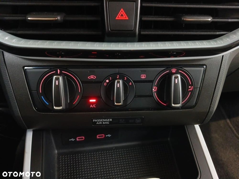Seat Arona 1.0 TSI Style S&S DSG - 12