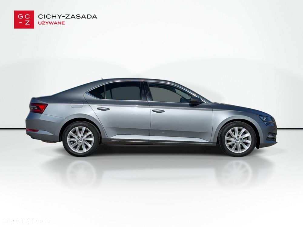 Skoda Superb 2.0 TSI Style DSG - 7